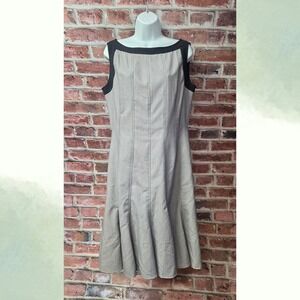 Women's SANDRA DARREN Sleeveless Pleated Dress Size 10